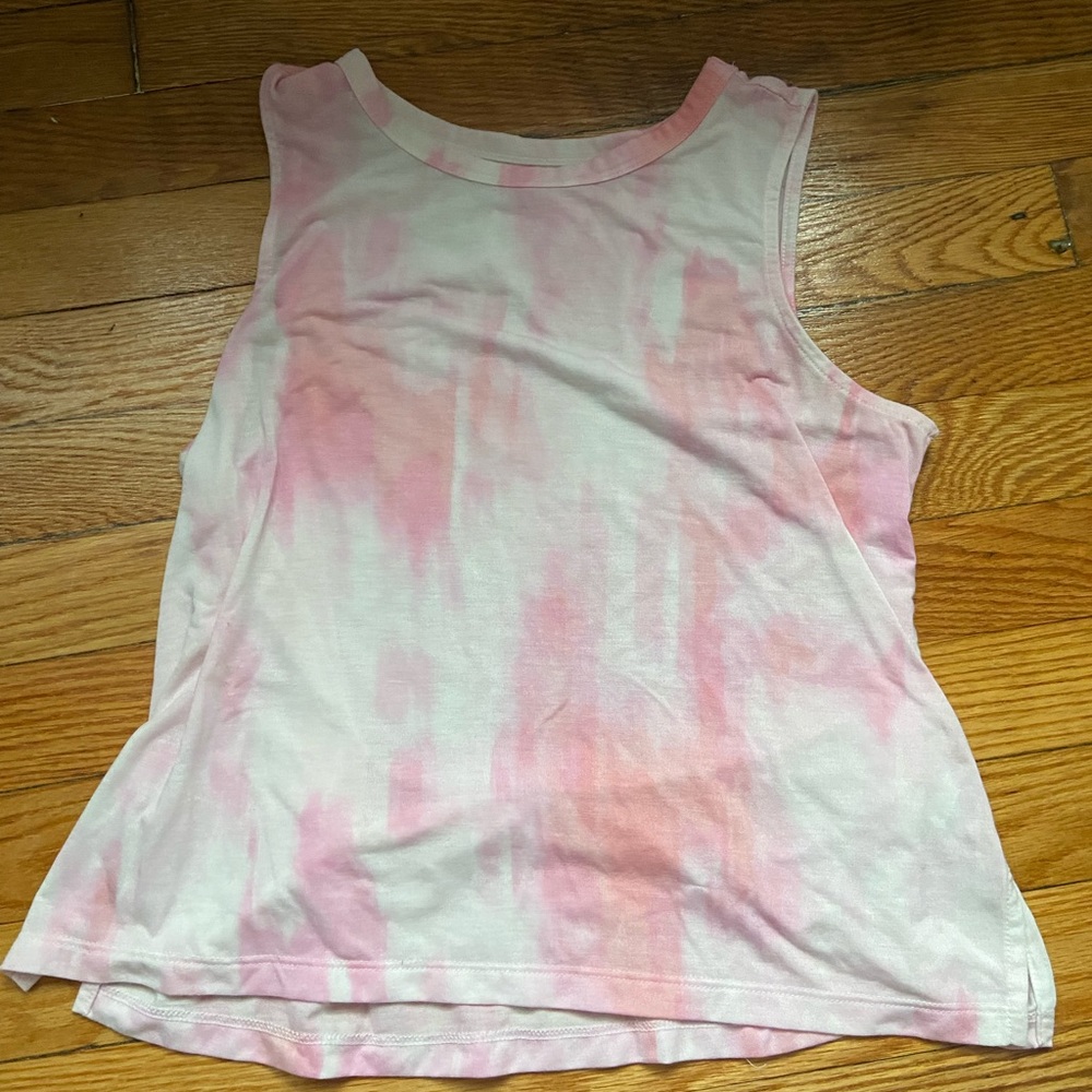 Athletic tank top